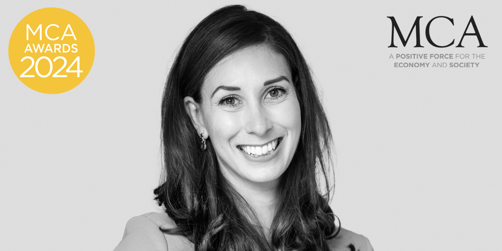 Amy Walters, EY