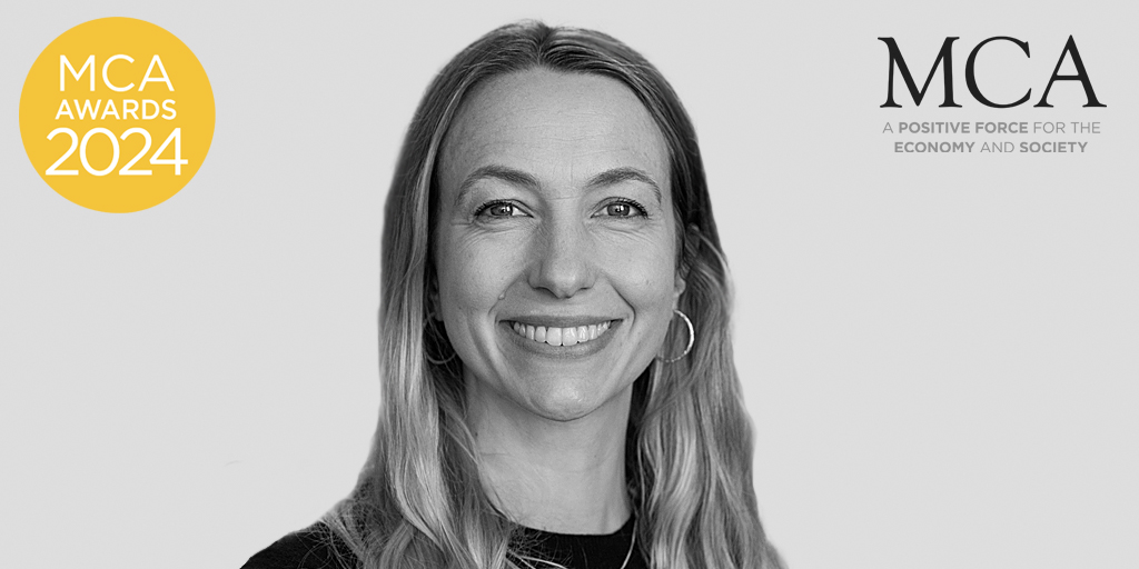 Bonnie Austin, EY